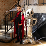 Picture of Standing foil balloon Halloween Skeleton